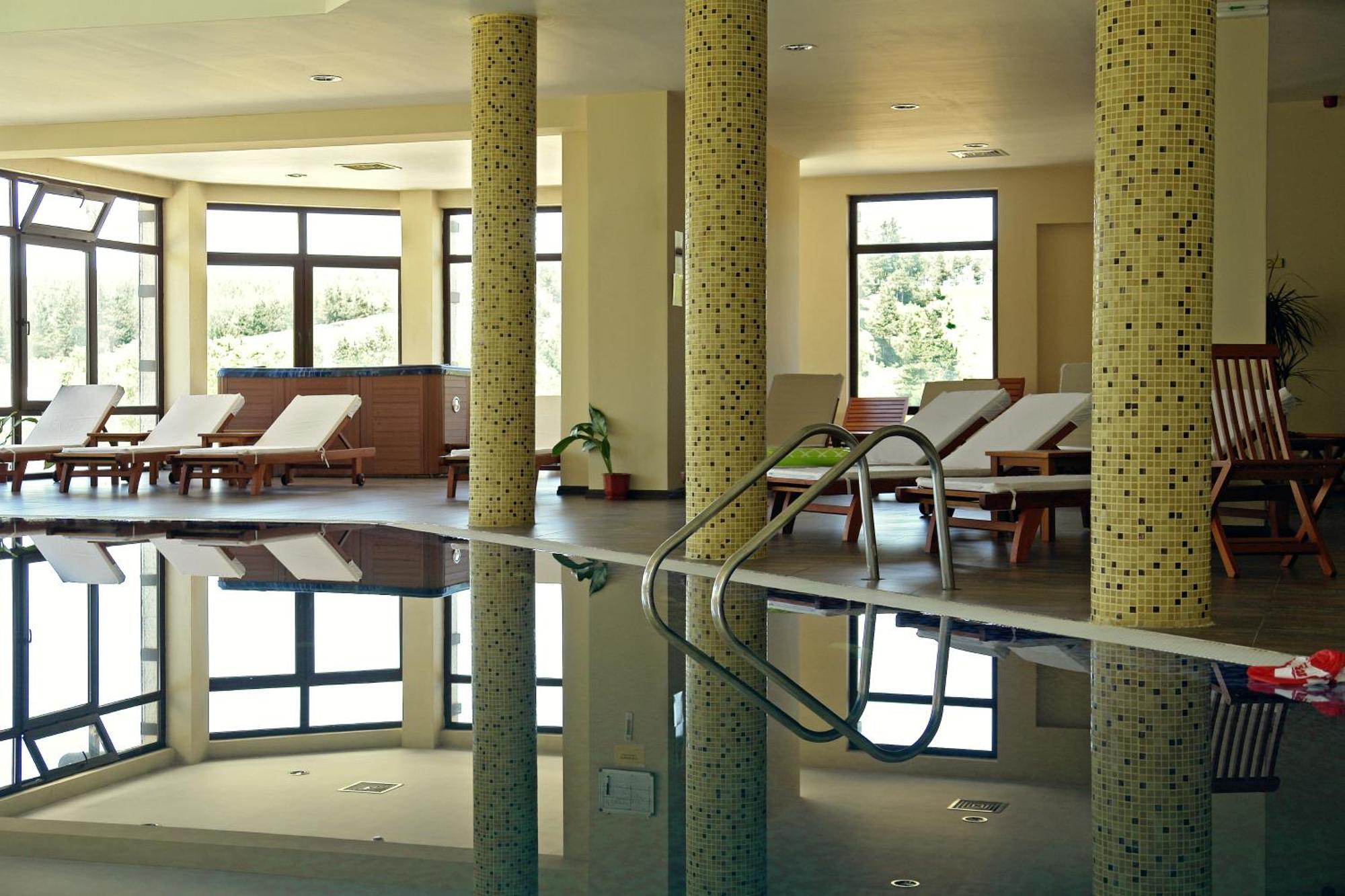 Hotel Orbel Dobriniszte Zewnętrze zdjęcie